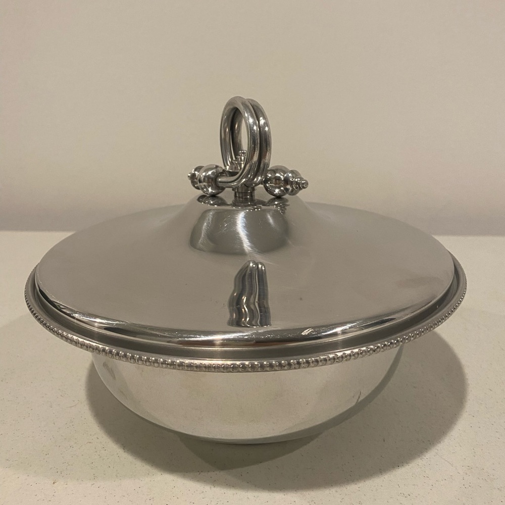 Vintage 1940s Aluminum Buenilum serving bowl